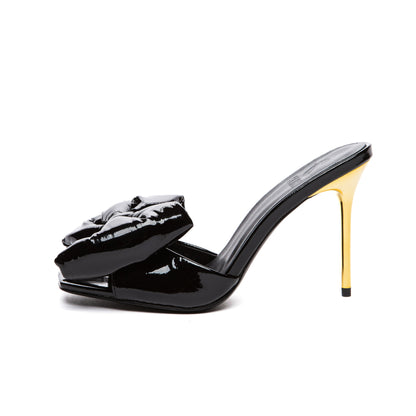 LOVELLA - BLACK PATENT LEATHER